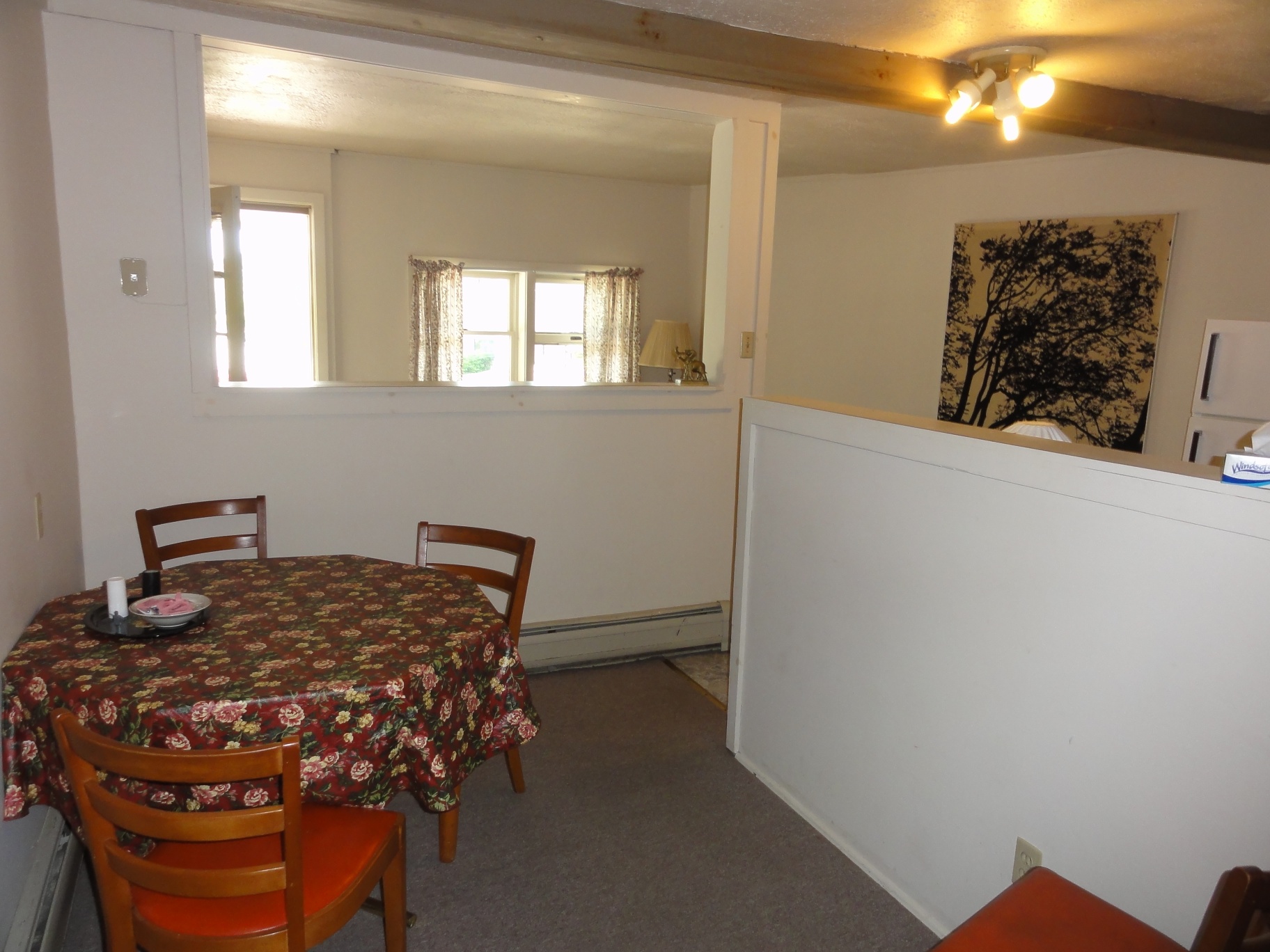 2 bedroom dining area